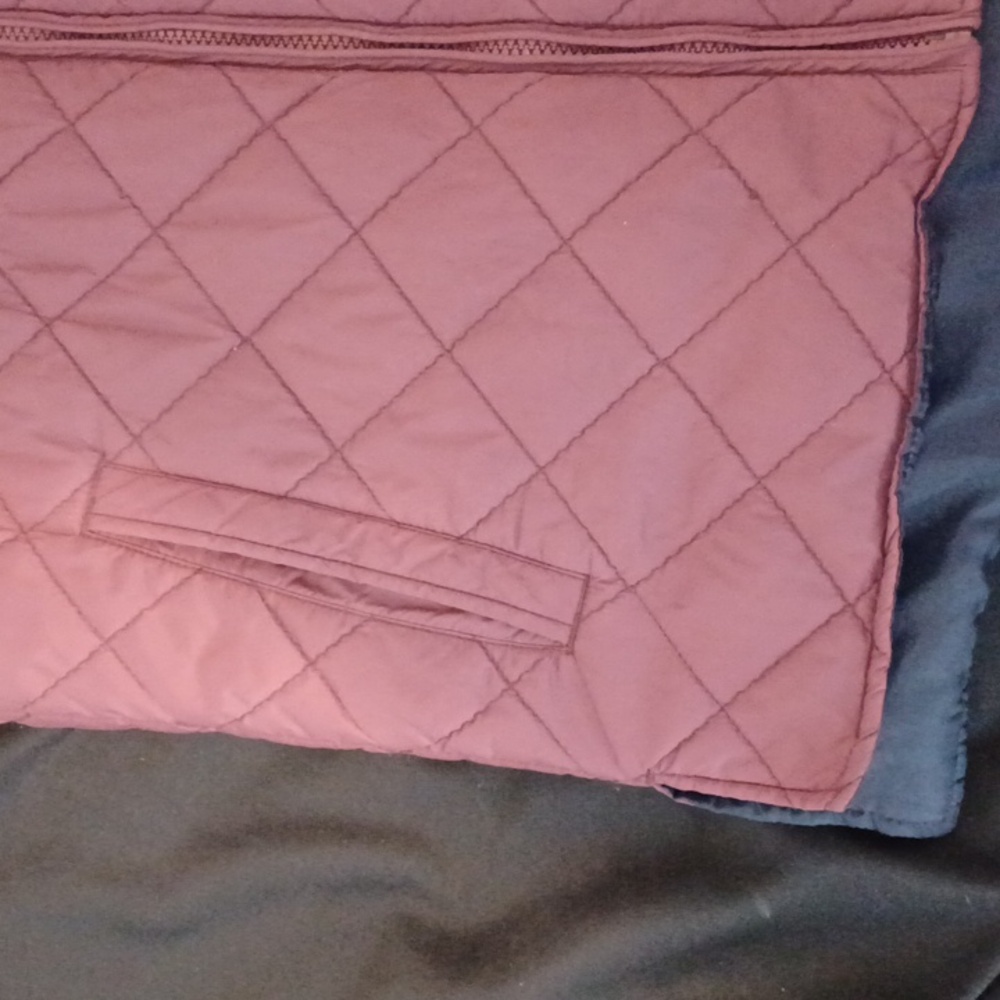 Weatherproof Vest - Picture 3 of 9